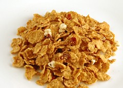 200 calorias de Cranberry Crunch Cereal Vanilla